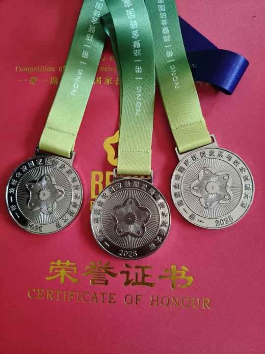 50ae757012214a3fb65c7962316d9c03